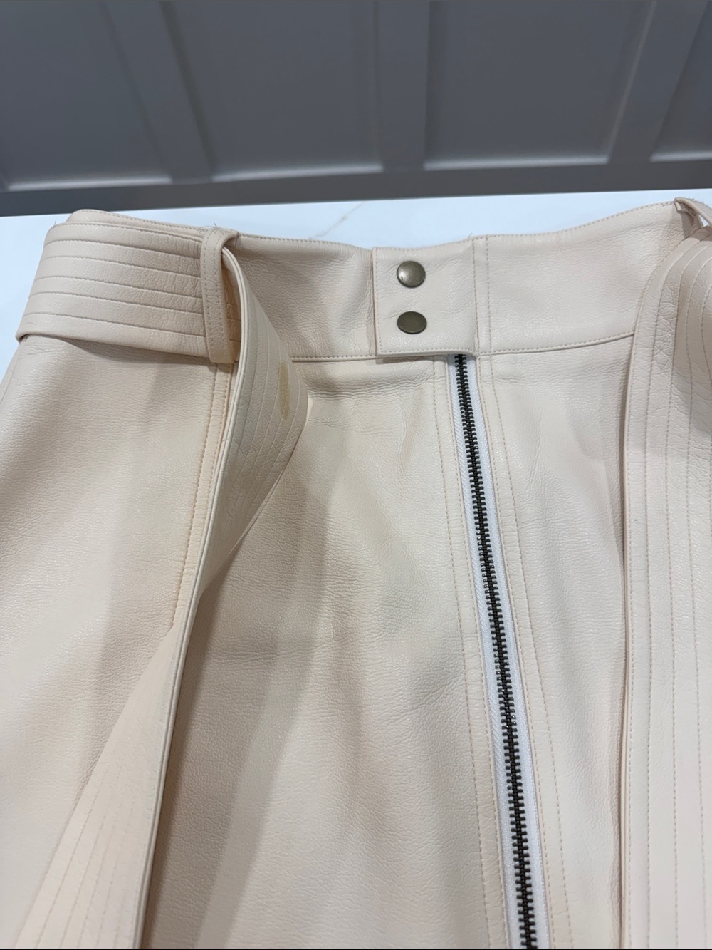Marie Oliver Cream A-Line Midi Skirt with Front Zip & Tie Waist - Picture 2 of 6